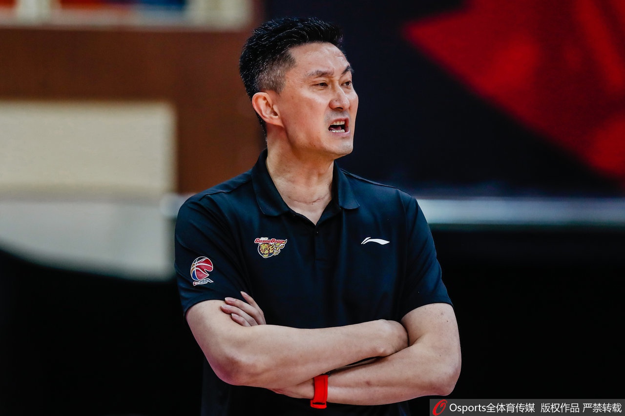 开云体育平台APP-陕西男篮主教练连续获得最佳指导奖，引发热议