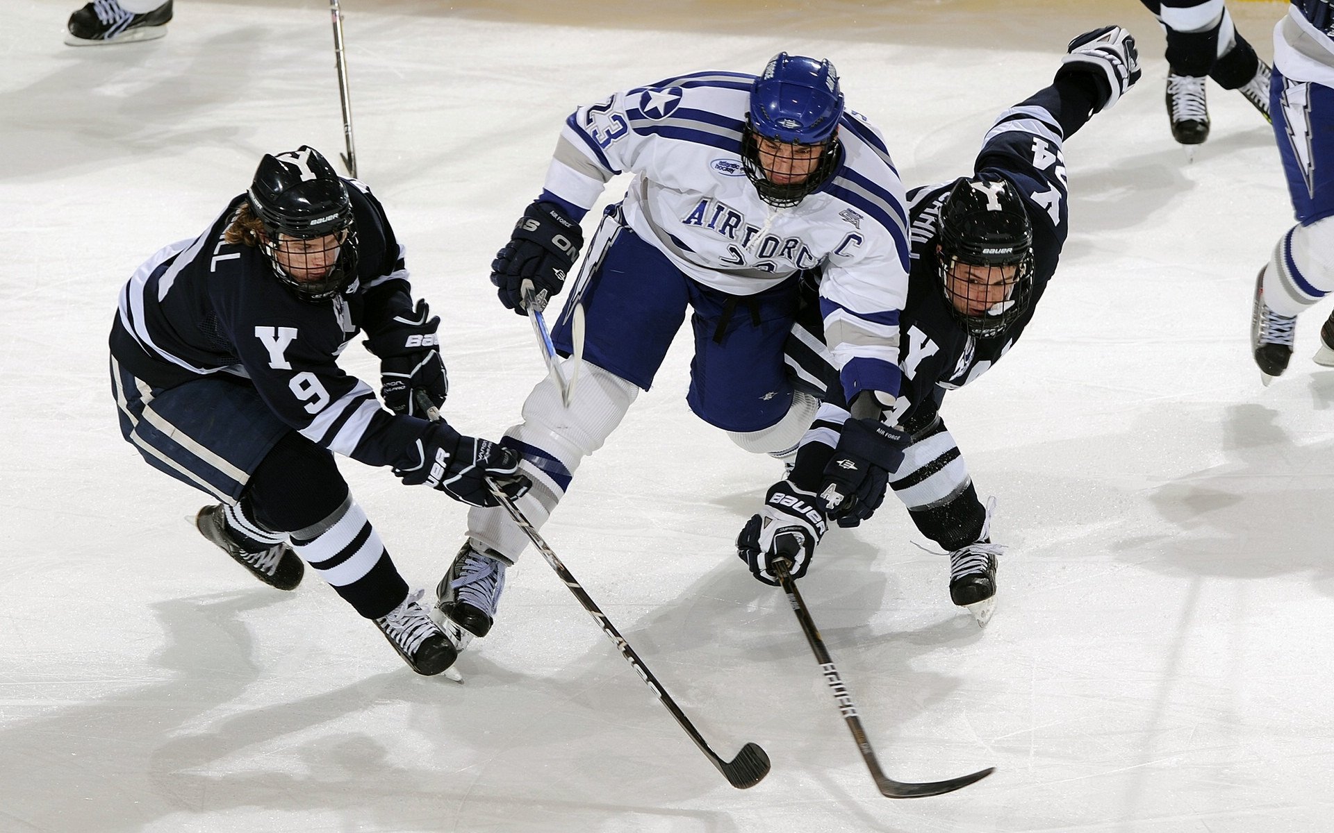 开云体育入口-从英超式缠斗到南美魔法，巴西绝杀哥伦比亚背后的足球文明碰撞