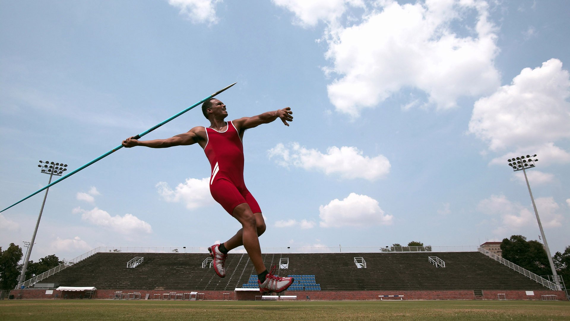 丹麦式铁幕与加泰罗尼亚之盾—解码皮克如何主宰欧冠生死战